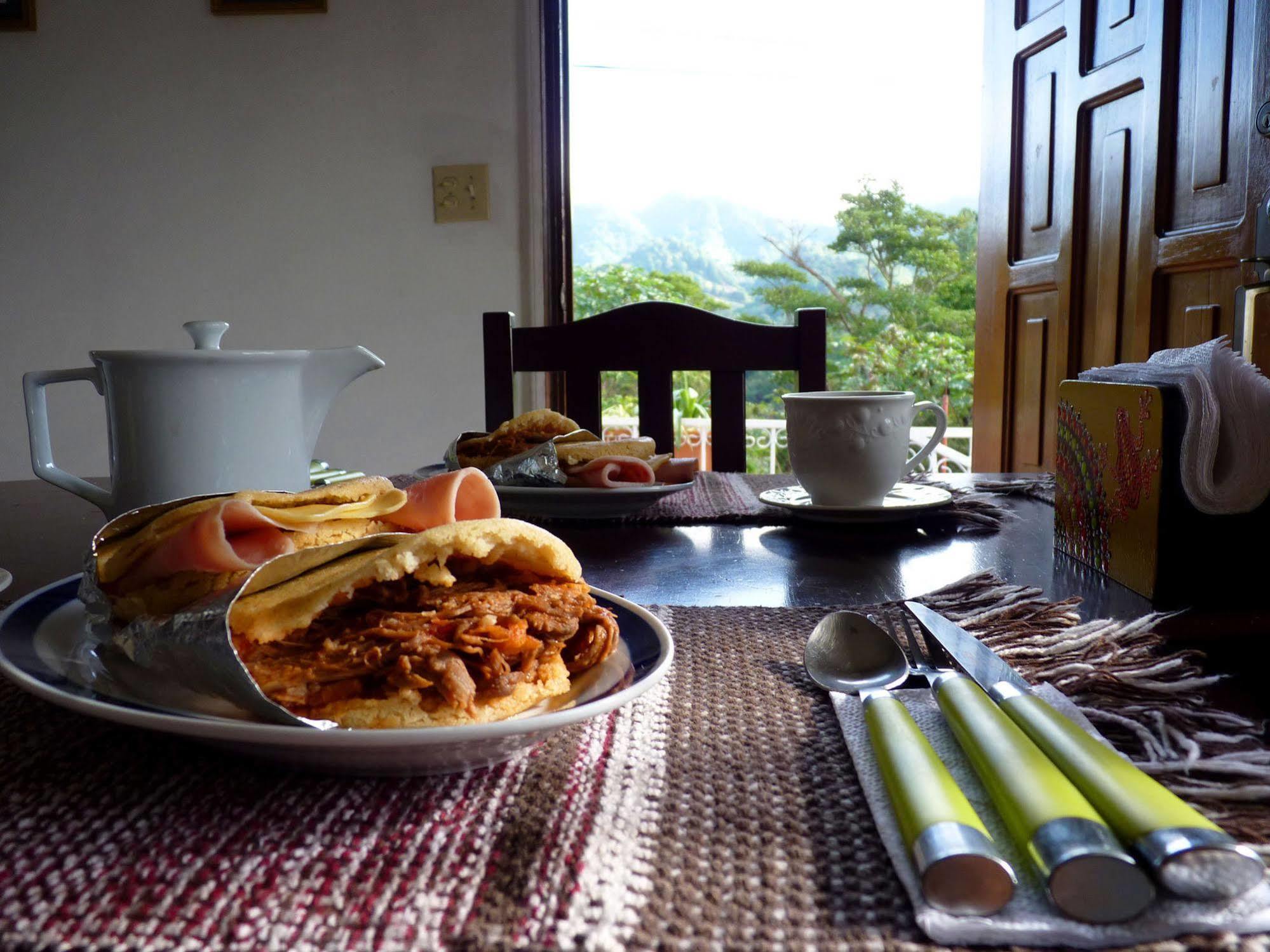 Autana Bed & Breakfast Boquete Eksteriør billede